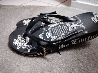 Juicy Couture Wedges Flip Flops with Charm