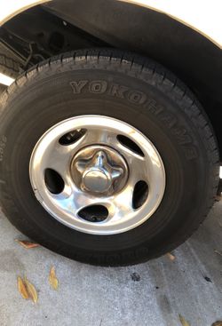 Yokohama 265/70/16 +Rims