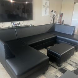 Sectional Couches 