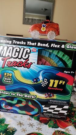Magic tracks toy