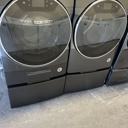 Whirlpool Front Load Washer And Dryer Set 