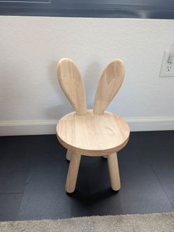 Wooden Kids Bunny Ears chair (Pre-Owned)