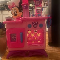 Minnie Mouse Kitchen 