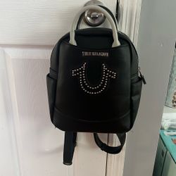 True legend mini backpack
