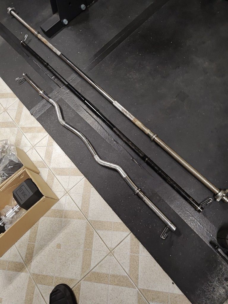 Standard 1inch Barbells And Curl Bar