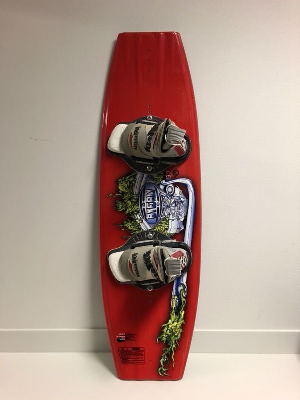 Byerly Hyperlite 137 Wakeboard (2002)