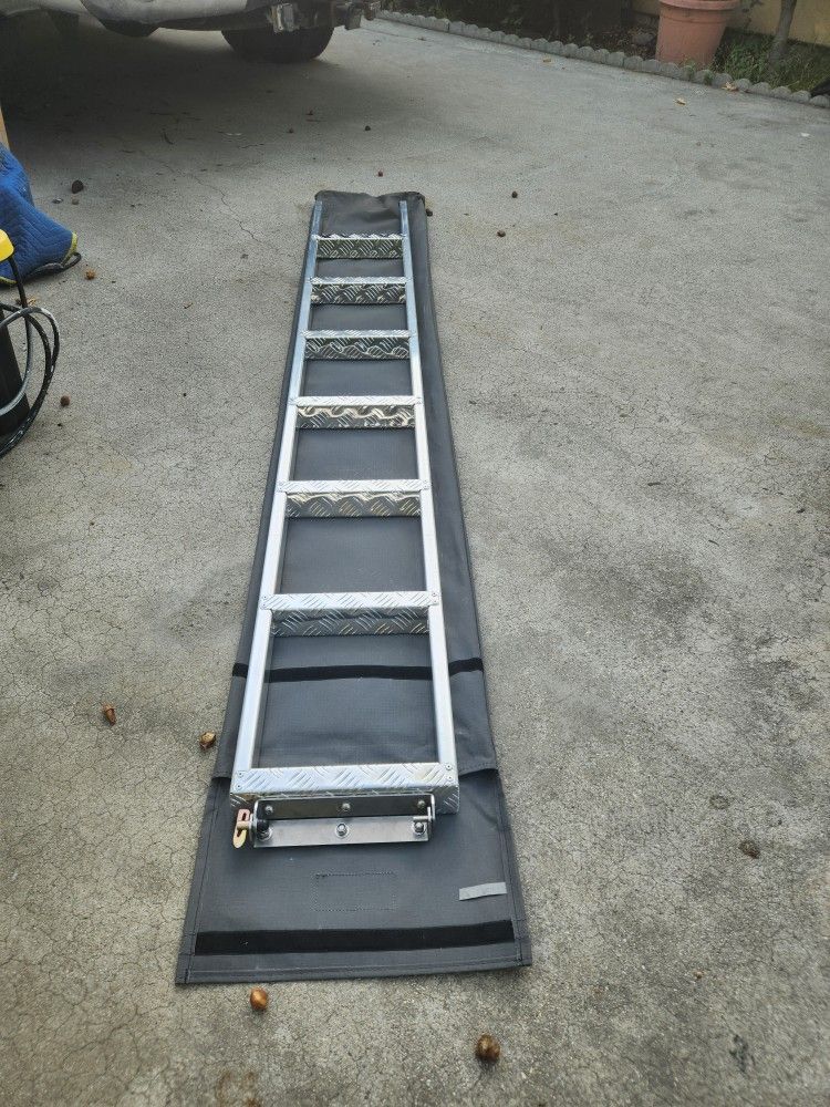Aluminum Ladder