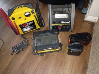 Jump starter/portable power source