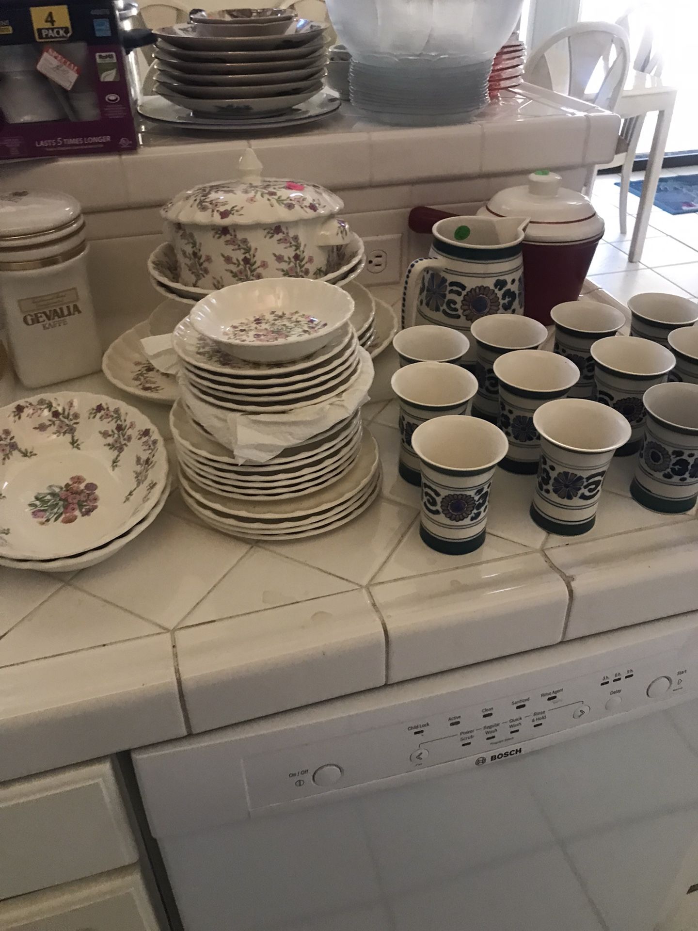 Dish Sets for Sale in Boulder City, NV - OfferUp