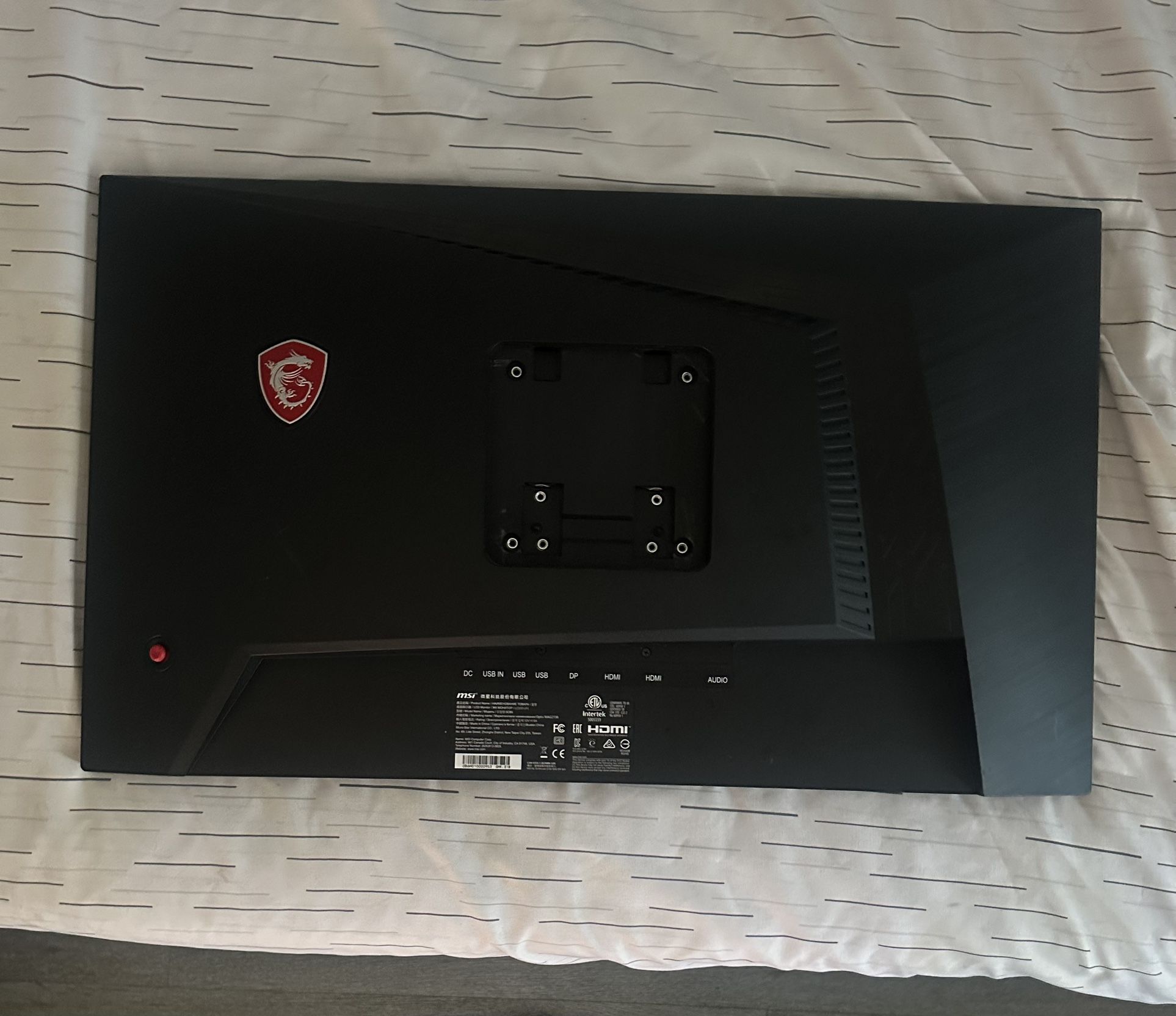 MSI Optix MAG 273R LCD Monitor