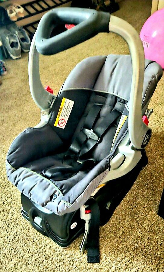 Car Seat With Base New And Nice Clean