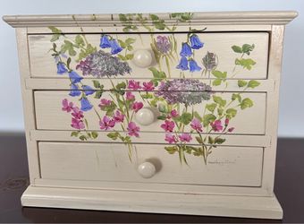 Vtg Hand Made Wood Jewelry Chest
