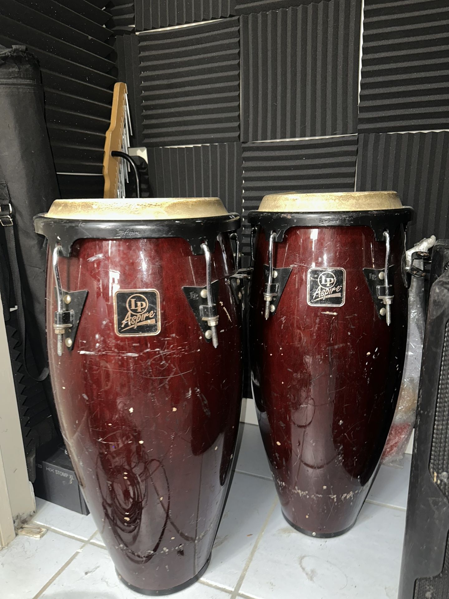 LP Aspire Congas (2-Piece Set) – Wine Red Finish