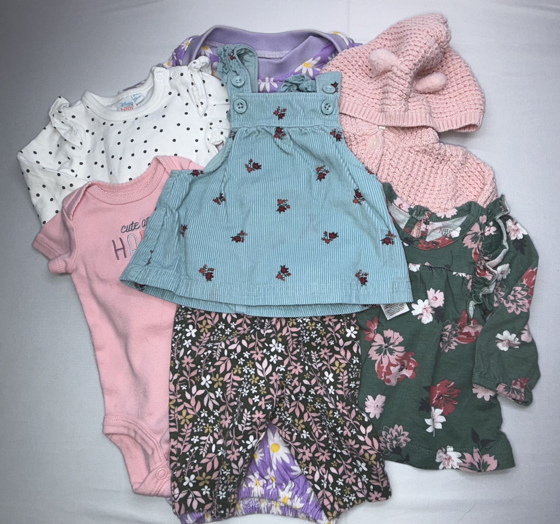 Baby Girls Newborn 7-Piece Mixed Bundle
