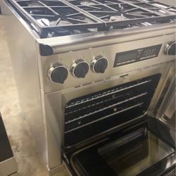 Dacor Epicure 36 Inch Range For Sale