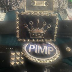Three Belt  Buckle With 36 In Belts 