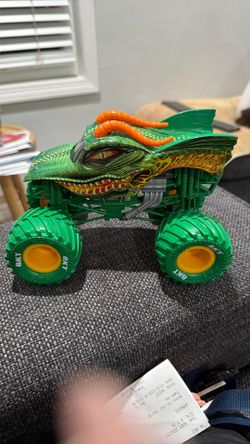 Dragon Monster Jam Truck