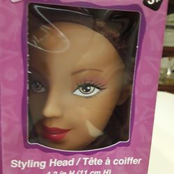 Fashion Dolls  Any 2 For Only $5 In Weeki Wachee Spring Hill