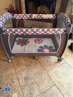 Playpen