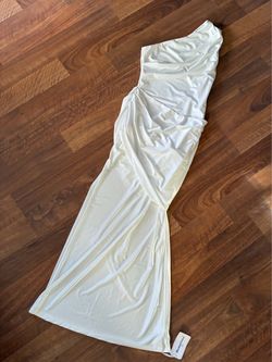 Memoryiessa White One-Shoulder Maxi Dress
