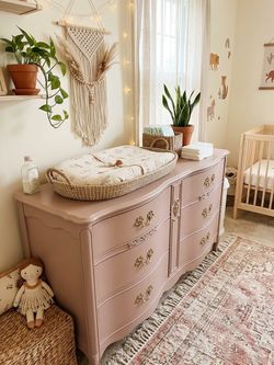 Free local delivery! Bassett Vintage French Provincial Dresser / Changing Table-solid wood