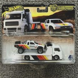 Hot Wheels Toyota 4x4 Transporter 