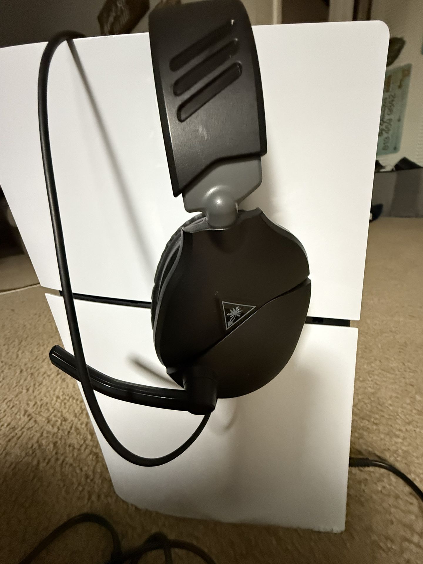 Digital Ps5 With Controller And Headset