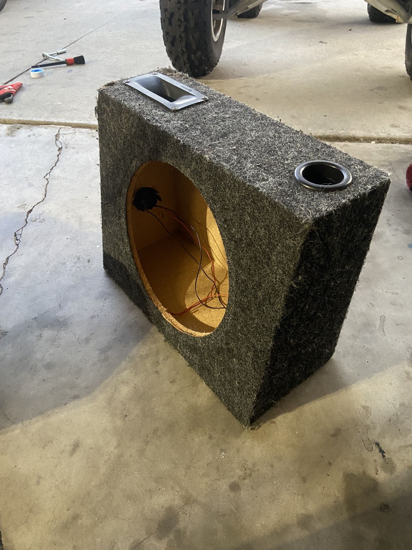 12” subwoofer box for a single cab