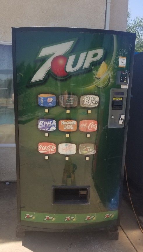 Vendo Soda Vending Machine & Credit Card Reader