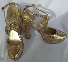Guess Gold glitter heels pumps size 8 Rare!