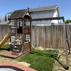FREE PLAYGROUND 