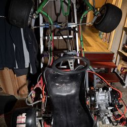 Invader Gokart 