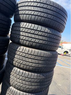 225/50r17 marca MICHELIN en perfectas condiciones de vida las 4