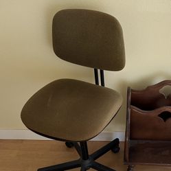 Rolling Desk Chair-free!