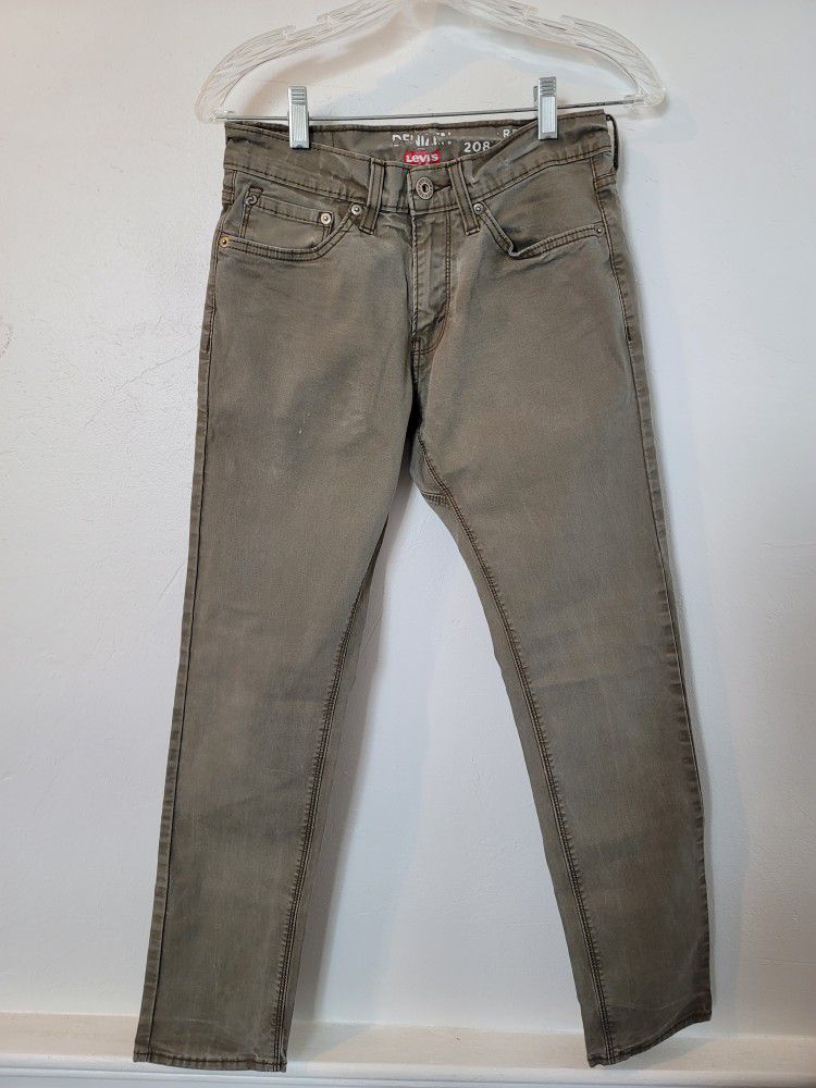 Denizen by Levi's 208 regular Taper fit mens size 28x30 for Sale in Valley  Home, CA - OfferUp