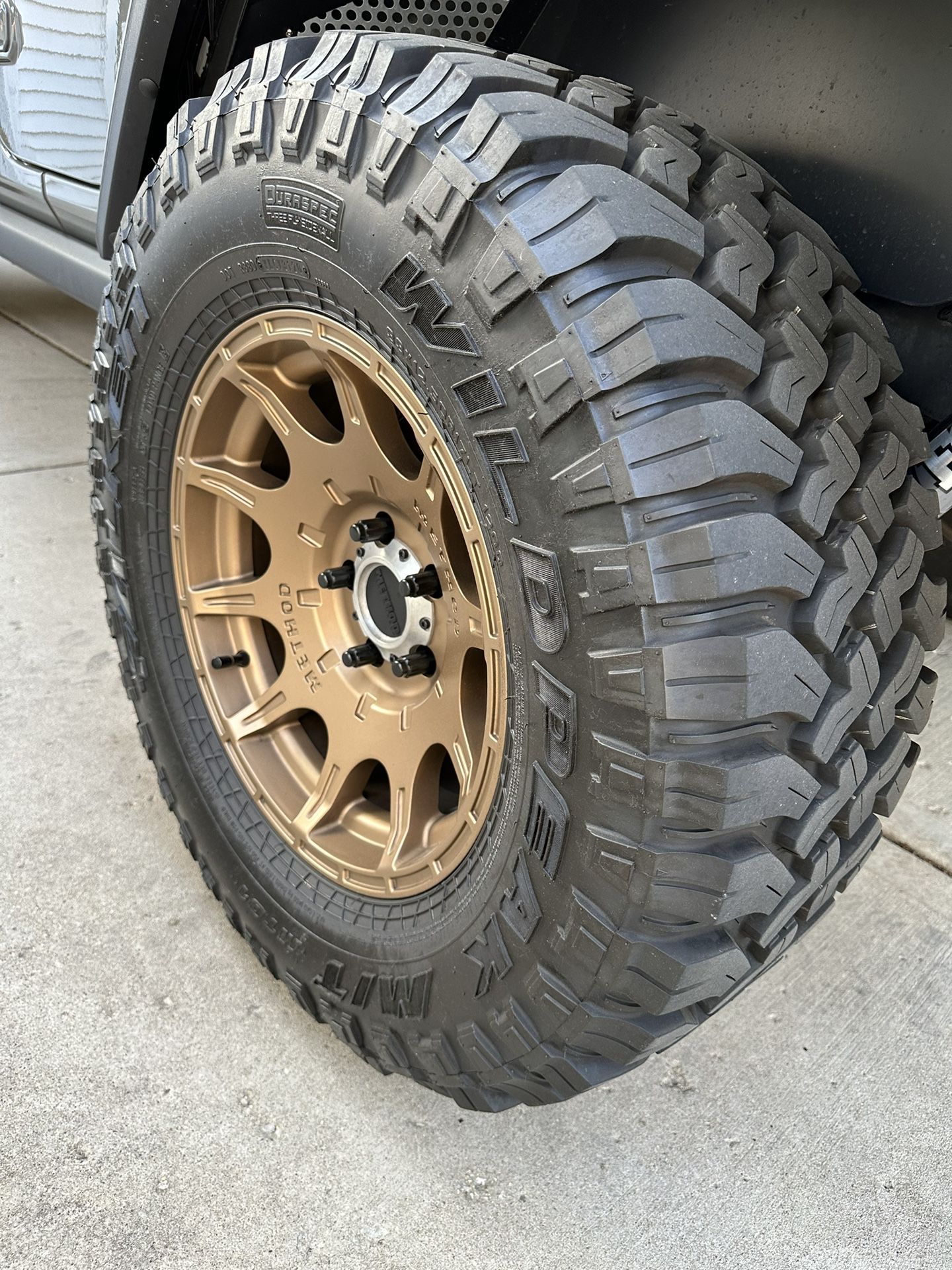 5 Falken Wildpeak Mt 33x12.5x17 Tires Jeep Wrangler for Sale in Lombard, IL OfferUp