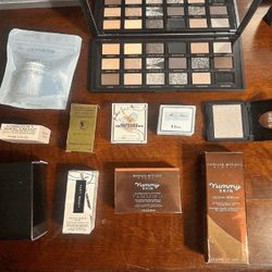 instead oil Kickstart Creativity with a Pro Cosmetic Kit!