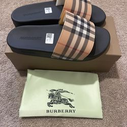 Burberry Slides Size 9M