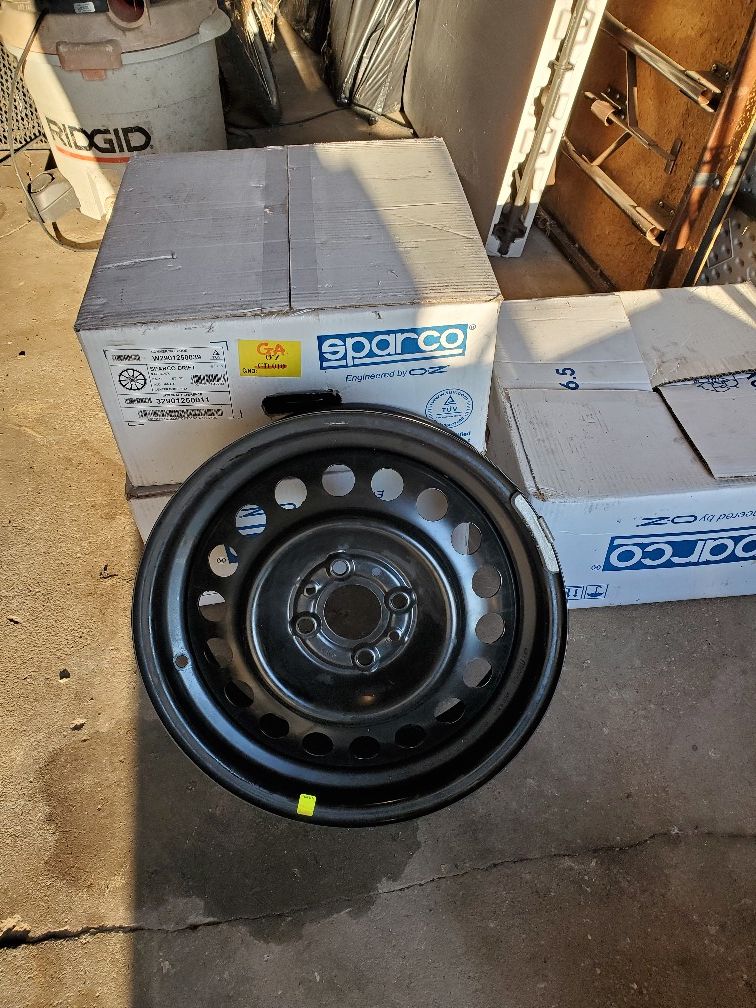 Rims. 4