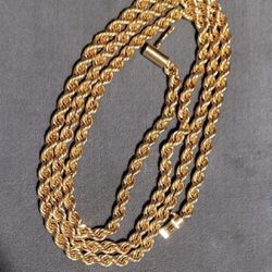 14k Gold Rope Chain. 