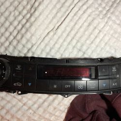 Mercedes Benz E500 Ac Cluster Control Module