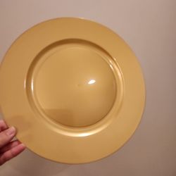 20 Gold Charger Plates 