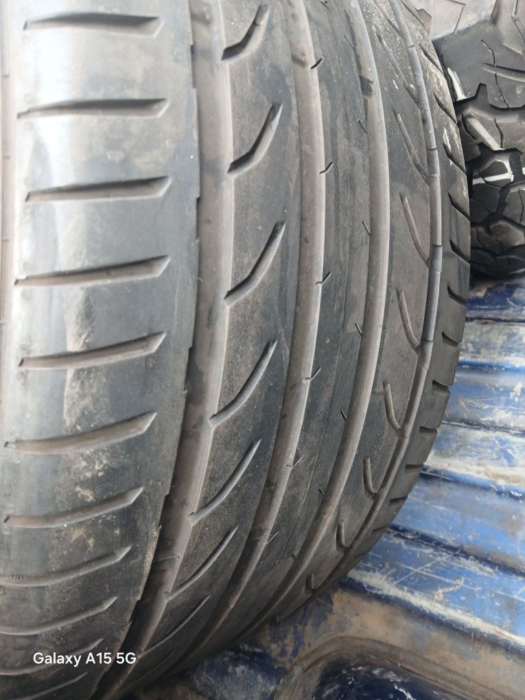 285/35ZR19 General Tires (2)