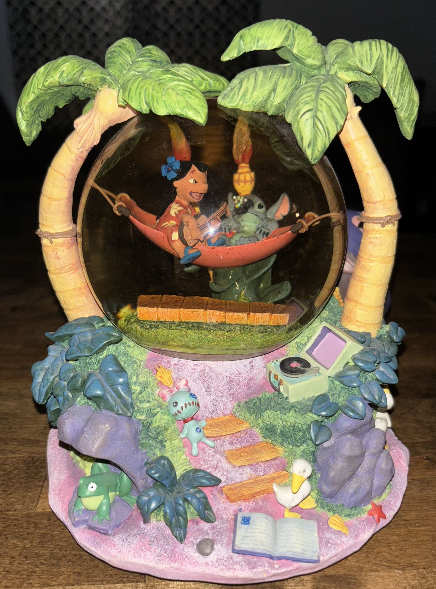 Lilo & Stitch Disney Snow Globe