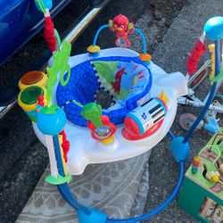 Baby Jumper Condition Like New. Price 30$. Pick Up. E.   Tacoma 