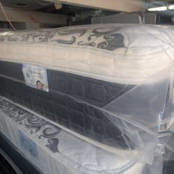 King Mattress With Box Spring 