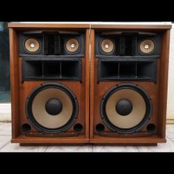 Sansui SP 5500 Speakers 4 Way Loudspeakers 15"Woofer