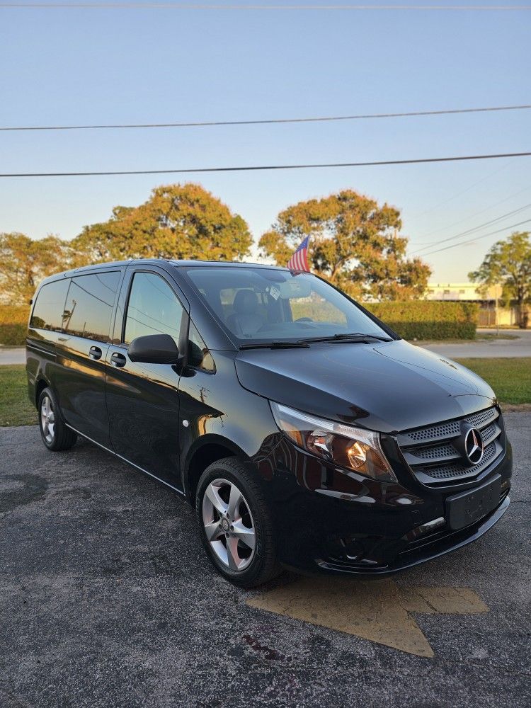 2017 Mercedes-Benz Metris