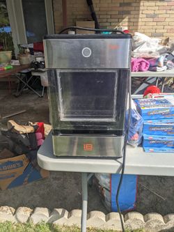 Ice maker 