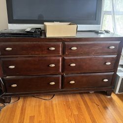 Desk/Drawers (READ DESCRIPTION)